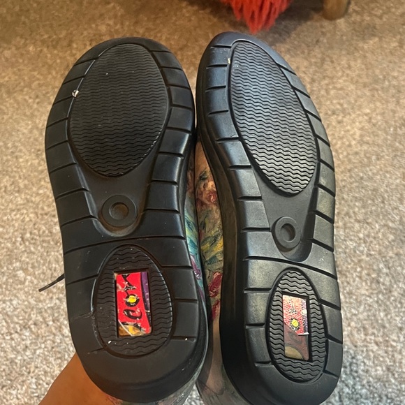 Icon women's Artistic Lace-Up Shoes with Faces size 7 1/2 - Picture 7 of 11